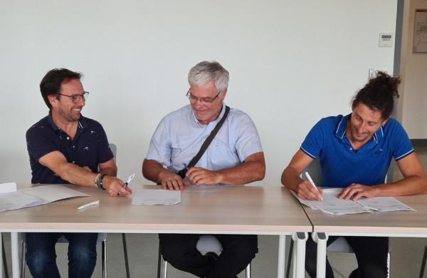 Cédrick Valat, Directeur de l’APADEV, Jean-Yves Grandidier, Président-Fondateur de VALOREM et Frédéric Chaouni, Directeur d’Ares Coop – ©VALOREM